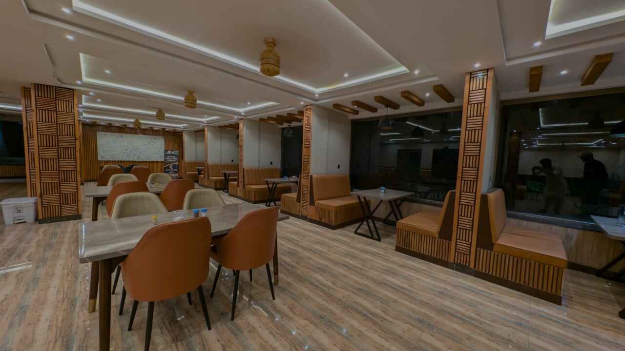 Paras Continental Restaurant